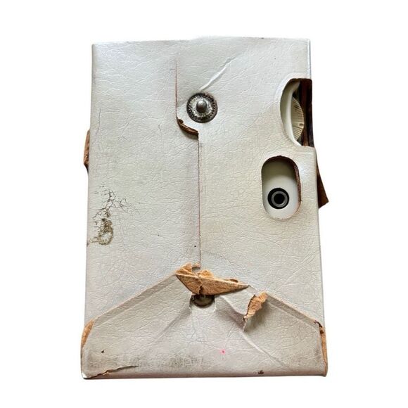 General Electric GE 8 Transistor Vintage AM Radio *Works* - Picture 11 of 12